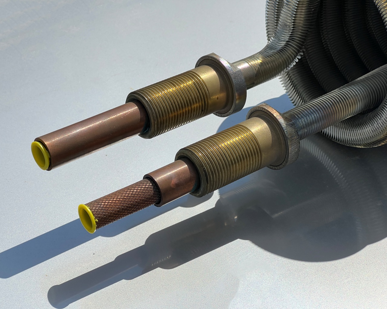 Double-wall refrigerant connections